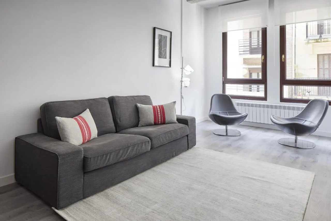 Always Easy I San Francisco Daire San Sebastián İspanya